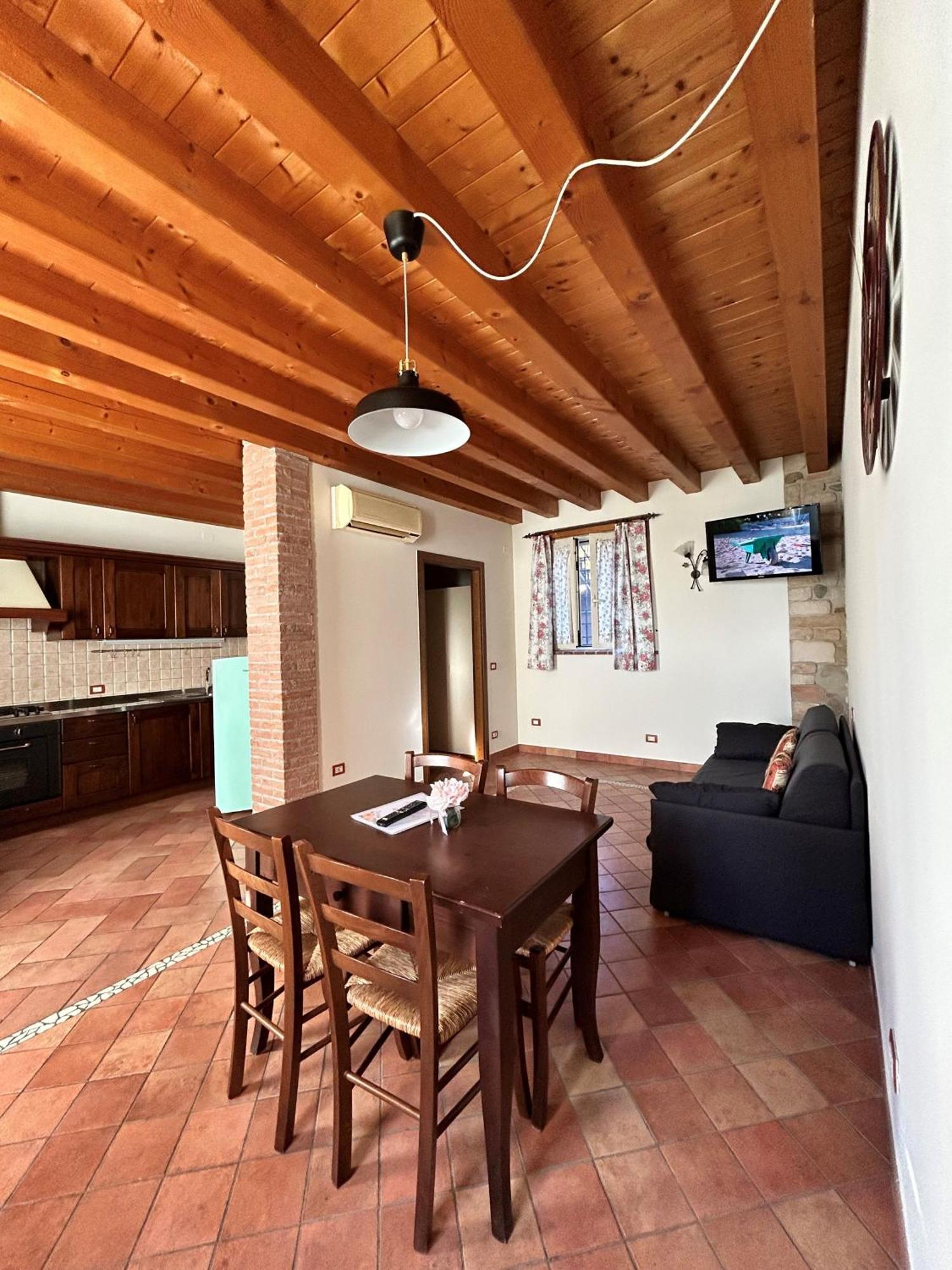 Agriturismo Le Tese Cola  Exterior photo